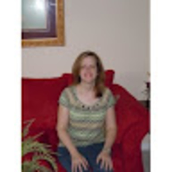 Meet your Posher, Claire - Picture 1 of 1